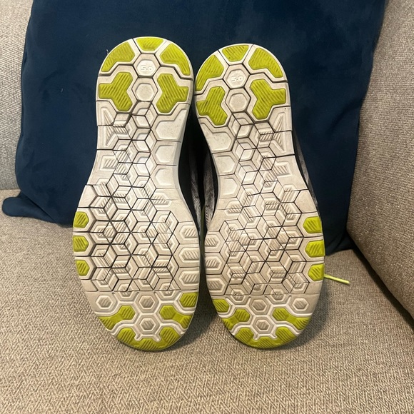 Nike Free 5.0 TR Fit 5 Print Running Shoe - Black/White/Volt - 6.5 - Picture 9 of 9
